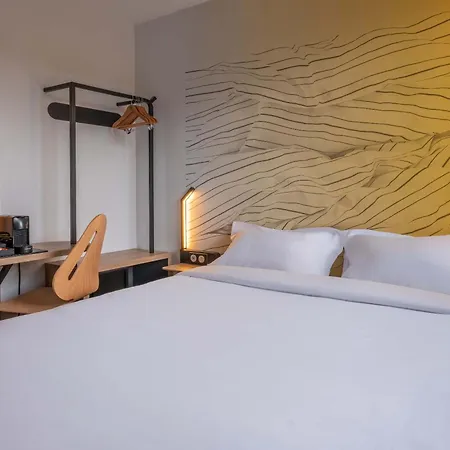 Cran-gevrier Hotel 2*